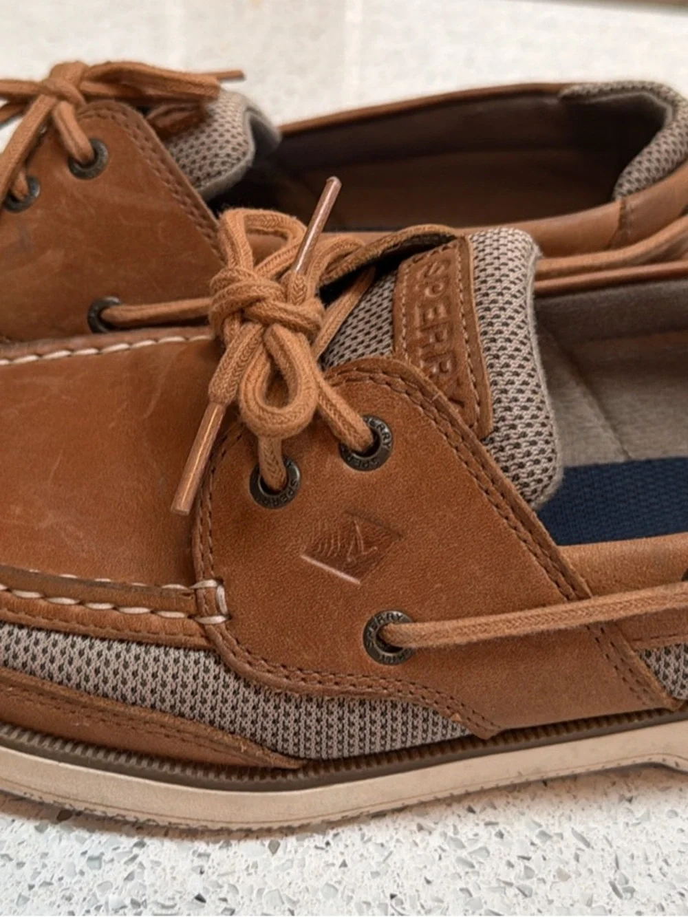 Sperry Mens Surveyor 2-Eye Boat Shoes 9.5
